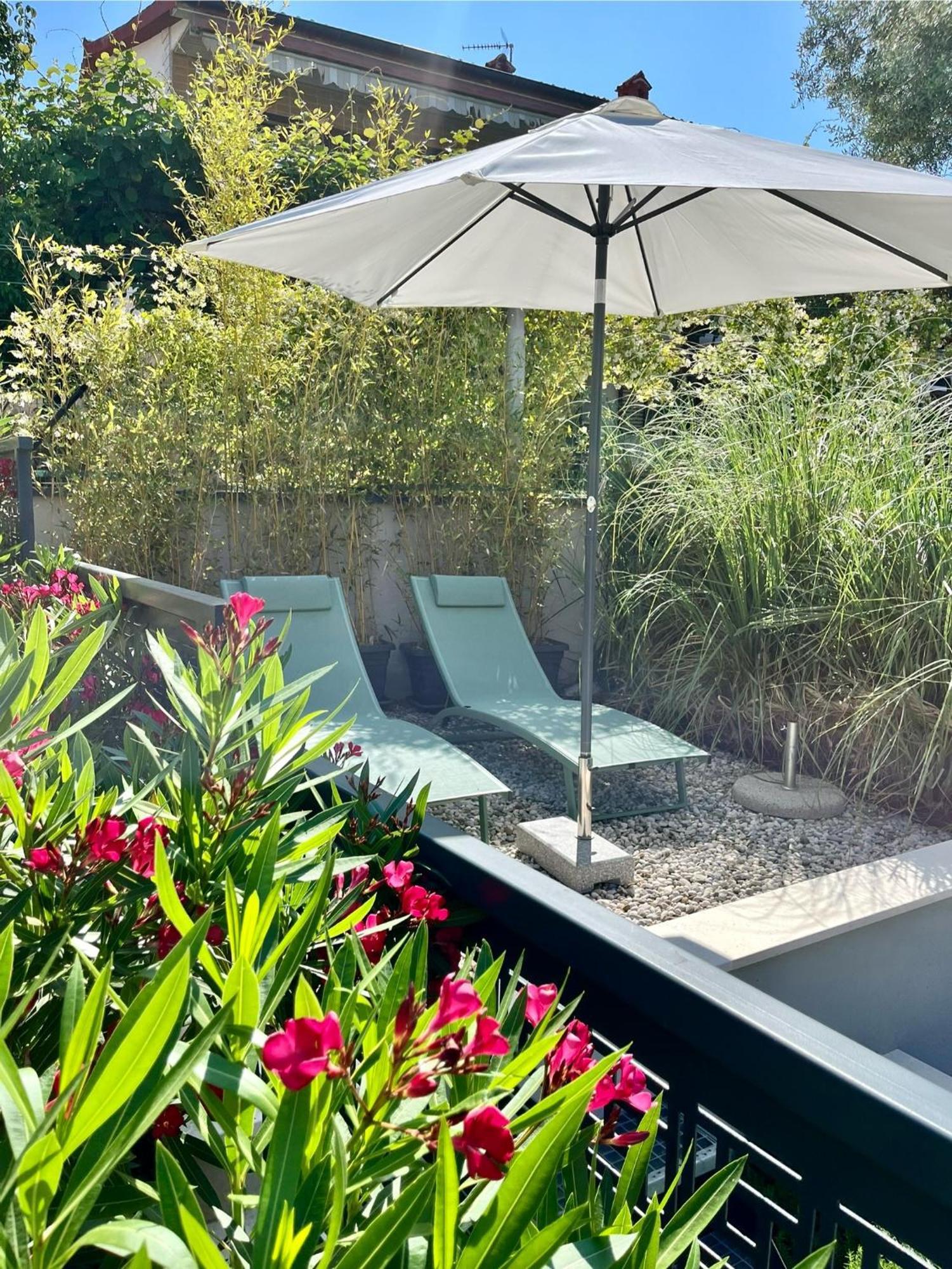 Colibri-Design&Beach Appartement Mit 40M2 Terrasse Und 2 Sups Pjescana Uvala Esterno foto