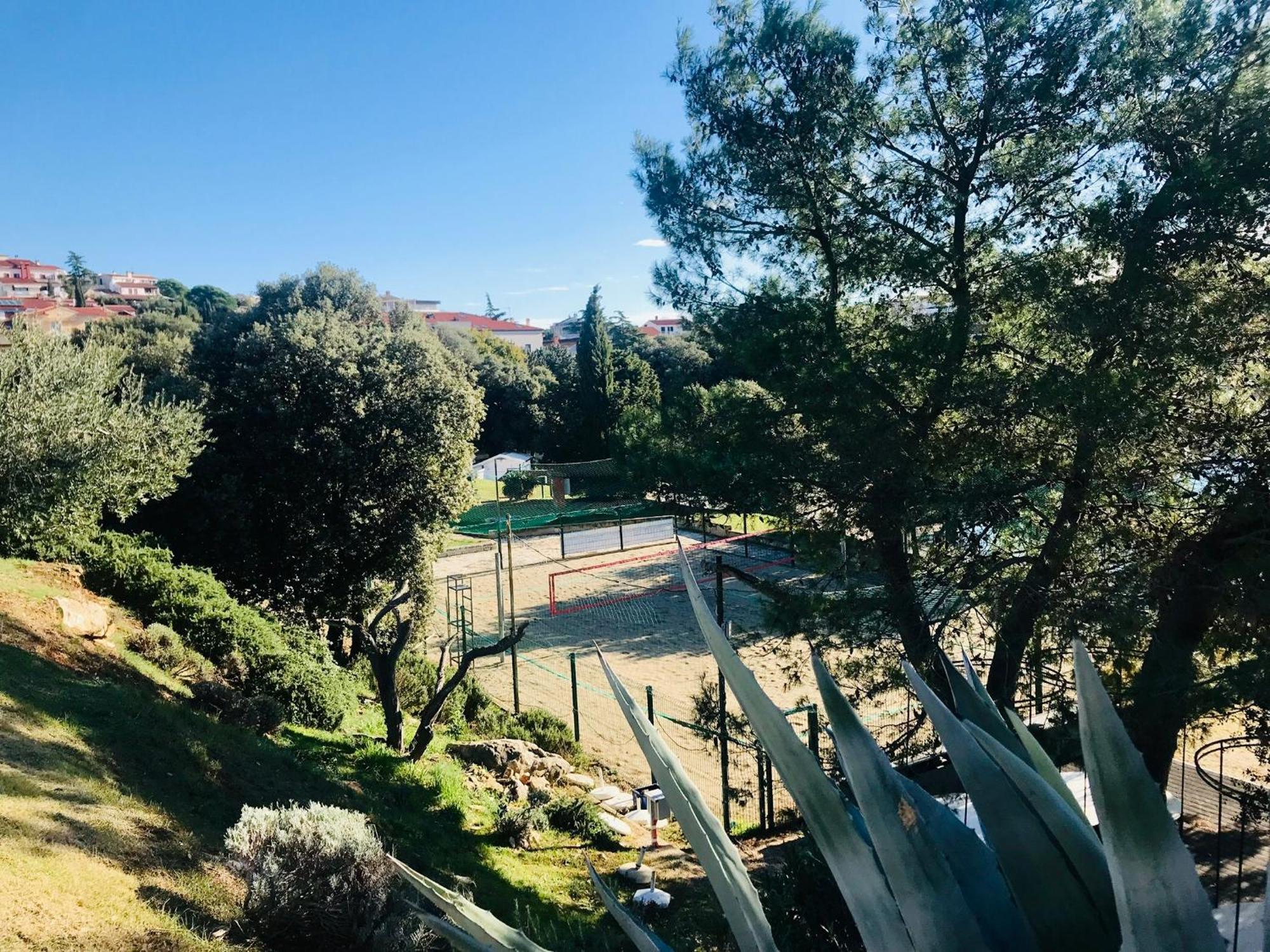 Colibri-Design&Beach Appartement Mit 40M2 Terrasse Und 2 Sups Pjescana Uvala Esterno foto